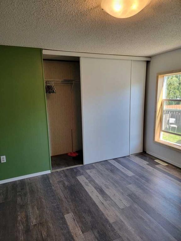 4447 Park Crescent, Coronation, AB - Indoor Photo Showing Other Room