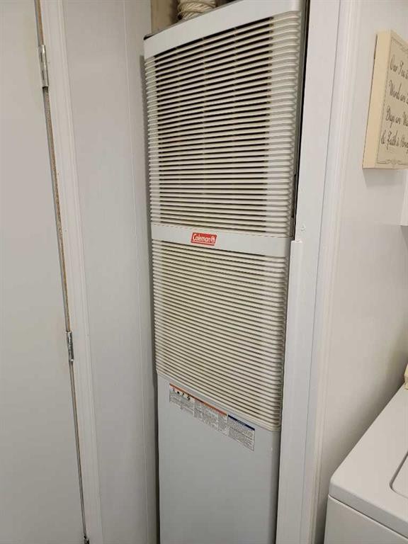 4447 Park Crescent, Coronation, AB - Indoor