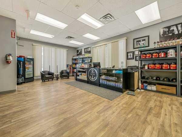 2008 21 Street, Coaldale, AB