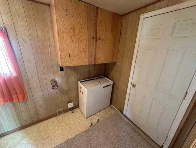 308 1 Avenue East, Hanna, AB - Indoor