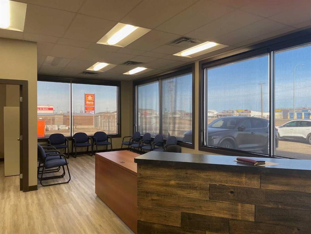 Bay 1 And Bay 2-6207 46 Street, Olds, AB