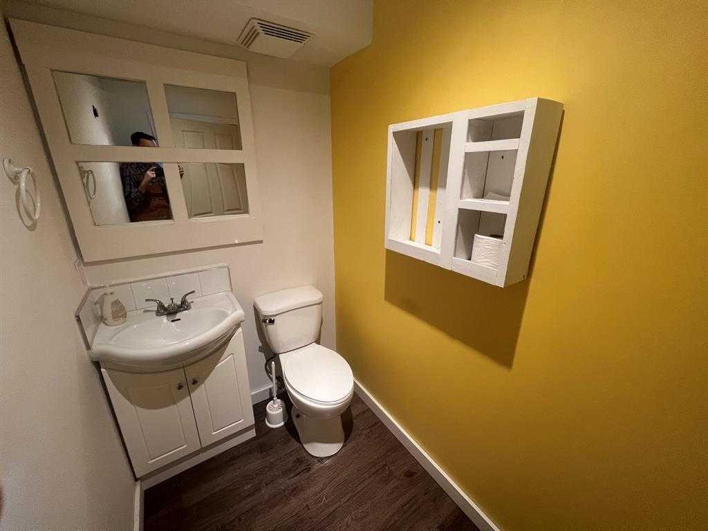 120A 3 Avenue East, Drumheller, AB