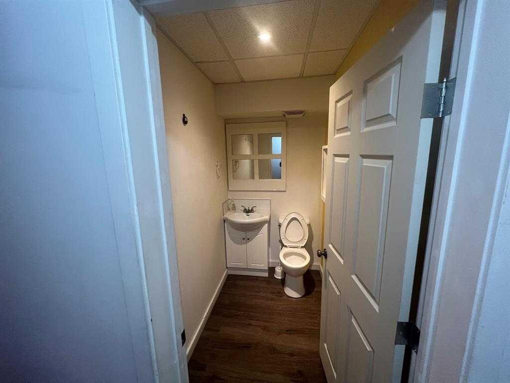 120A 3 Avenue East, Drumheller, AB