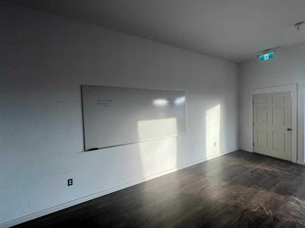 120A 3 Avenue East, Drumheller, AB