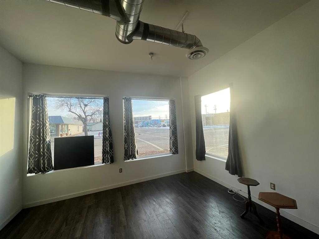 120A 3 Avenue East, Drumheller, AB