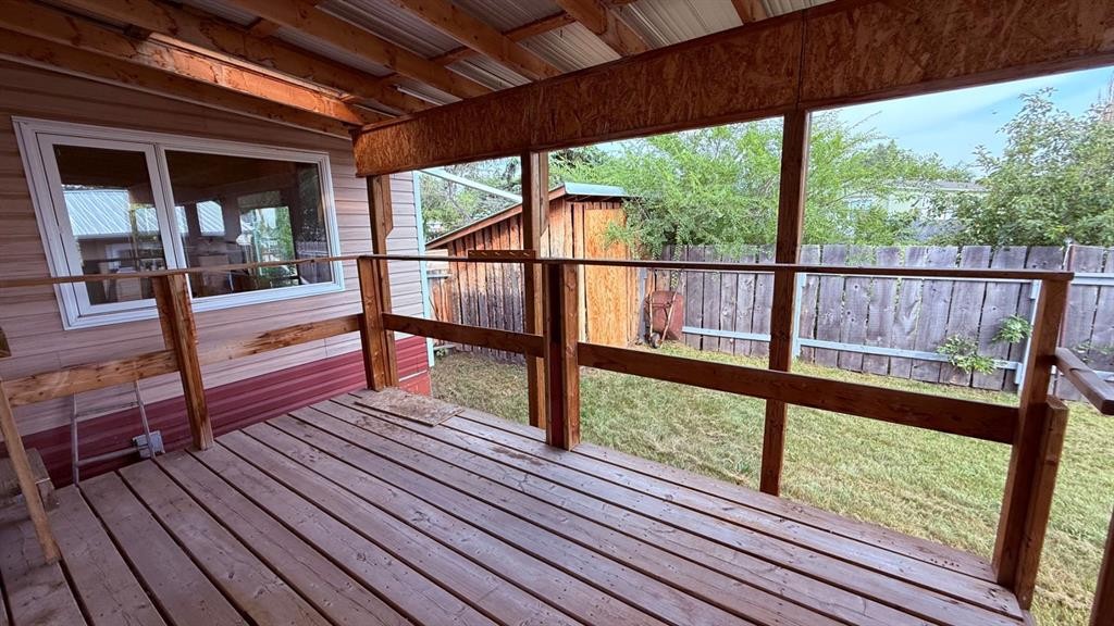 201 3 Avenue Se, Youngstown, AB - Outdoor With Deck Patio Veranda With Exterior