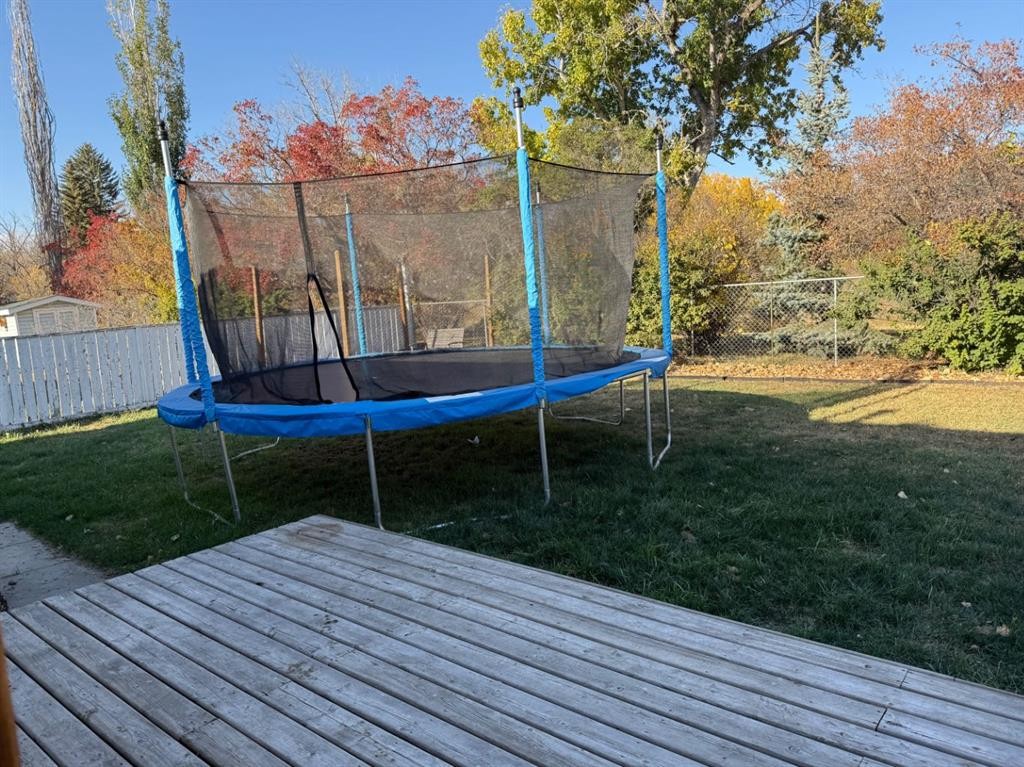 1148 Newcastle Road, Drumheller, AB - Outdoor