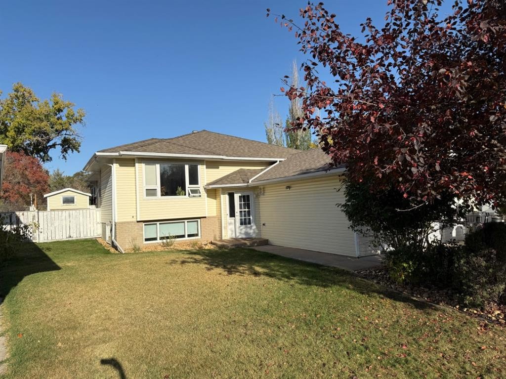 1148 Newcastle Road, Drumheller, AB - Outdoor