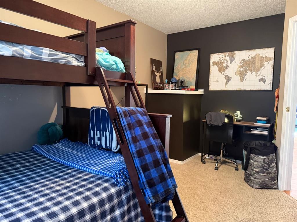 1148 Newcastle Road, Drumheller, AB - Indoor