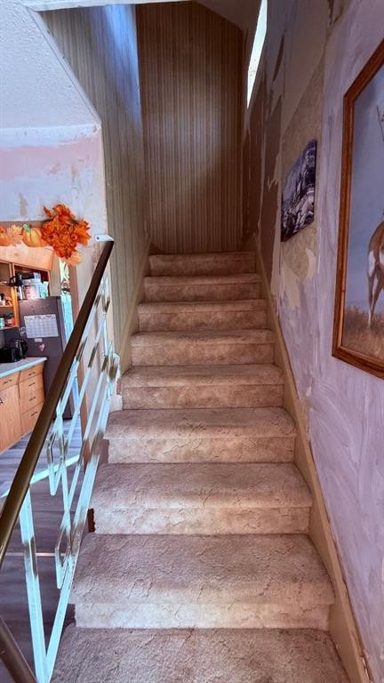 215 5 Avenue West, Hanna, AB - Indoor Photo Showing Other Room