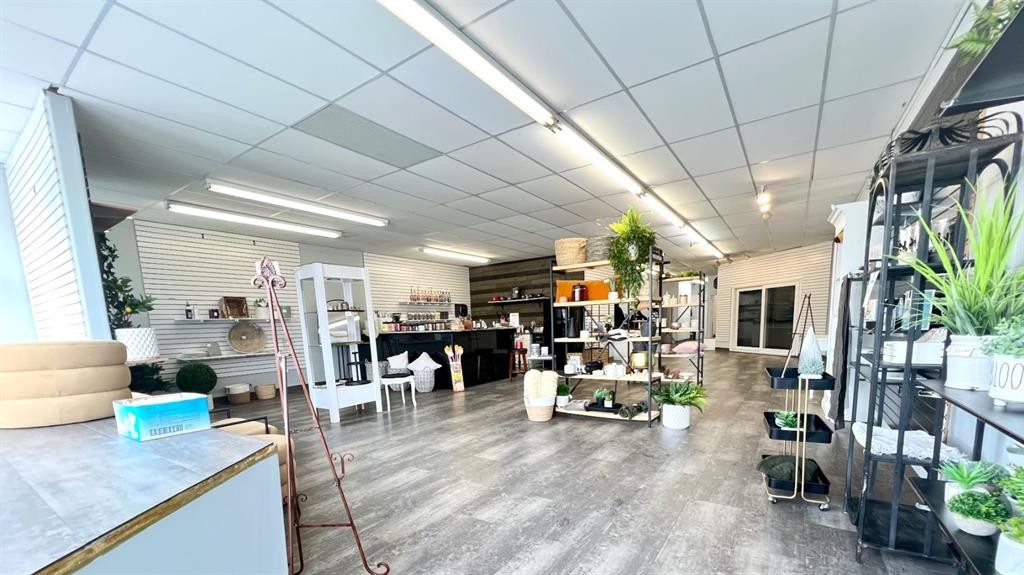 113 Main St, Oyen, AB