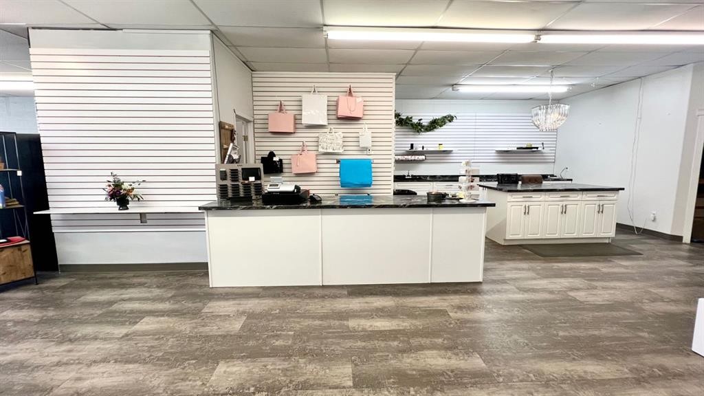 113 Main St, Oyen, AB