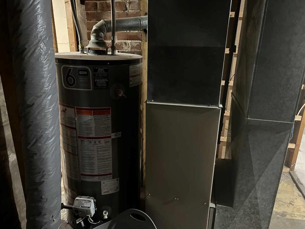 123 Centre Street, Torrington, AB - Indoor Photo Showing Basement