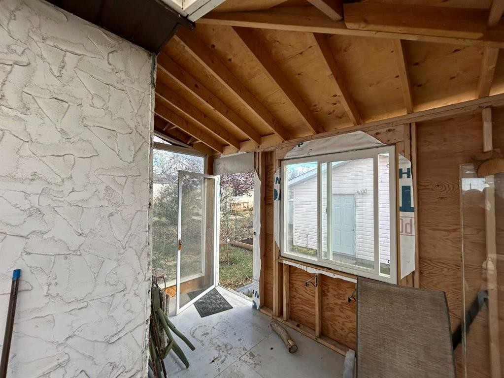 123 Centre Street, Torrington, AB - Photo Showing Other Room