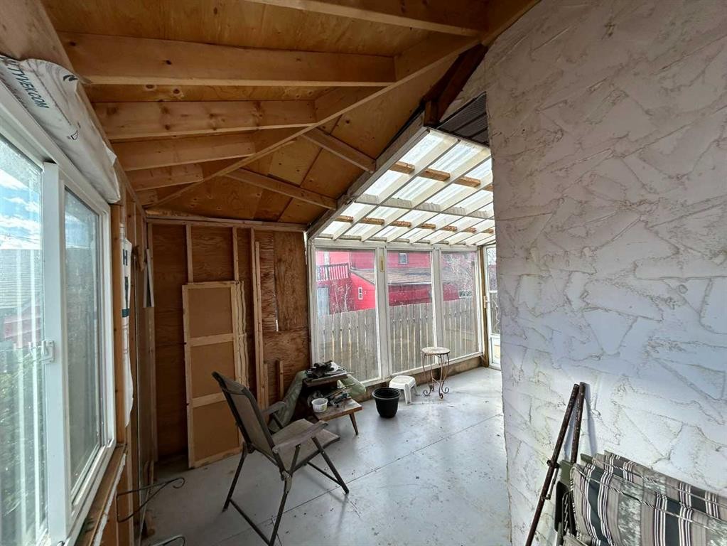 123 Centre Street, Torrington, AB - Photo Showing Other Room