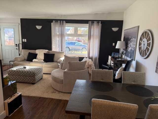 204B 9 Avenue Se, Drumheller, AB - Indoor