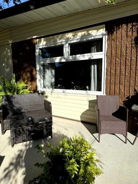 204B 9 Avenue Se, Drumheller, AB - Outdoor With Exterior