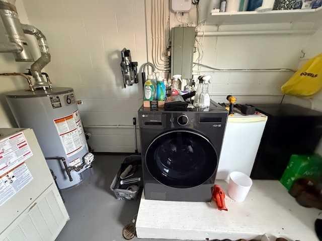 204B 9 Avenue Se, Drumheller, AB - Indoor Photo Showing Laundry Room