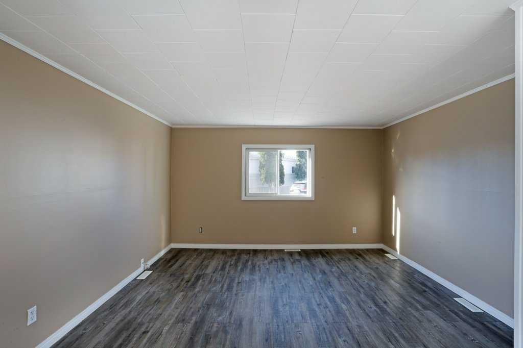 52 Lake Stafford Crescent, Brooks, AB