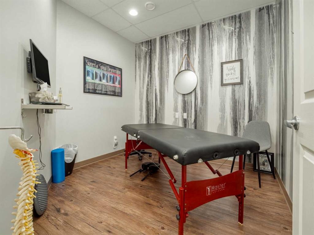 230-3120 32 Street South, Lethbridge, AB