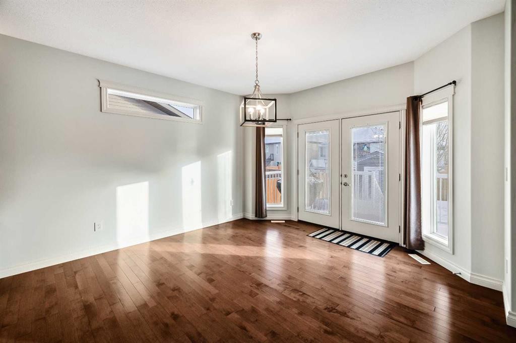 19 Viceroy Crescent, Olds, AB - Indoor Photo Showing Other Room