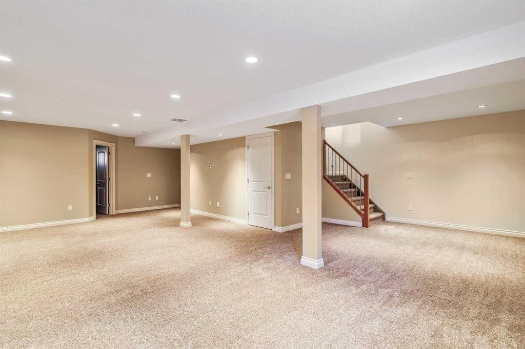 19 Viceroy Crescent, Olds, AB - Indoor