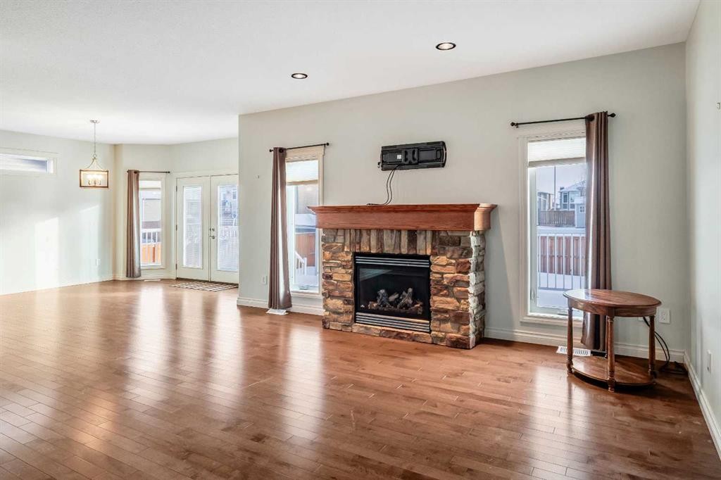 19 Viceroy Crescent, Olds, AB - Indoor Photo Showing Living Room With Fireplace