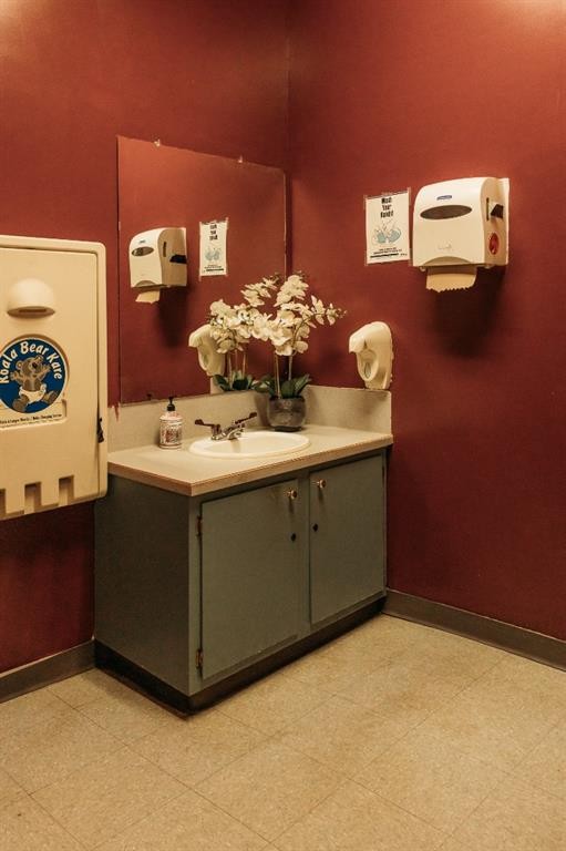 135 Young Road, Brooks, AB