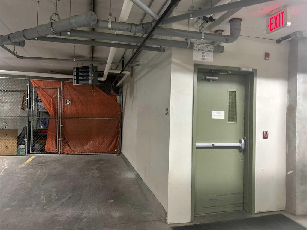 202-4403 67A Avenue, Olds, AB - Indoor