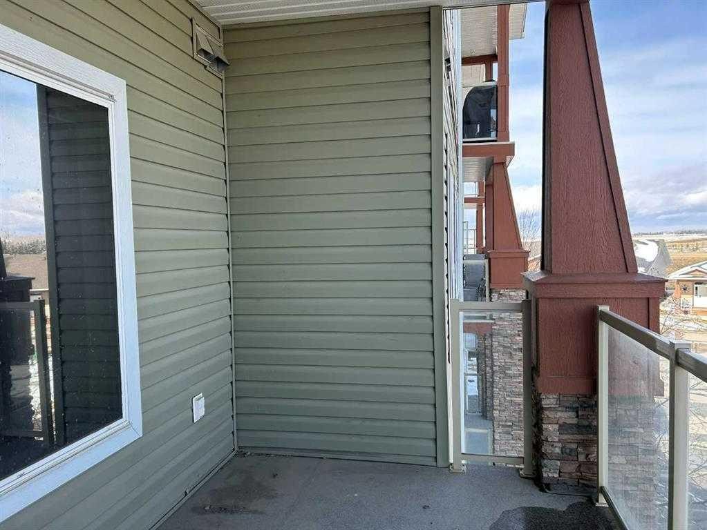 307-4403 67A Avenue, Olds, AB - Outdoor With Exterior