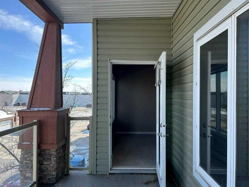 307-4403 67A Avenue, Olds, AB - Outdoor With Exterior