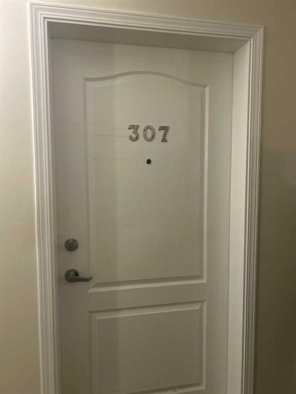 307-4403 67A Avenue, Olds, AB - Indoor