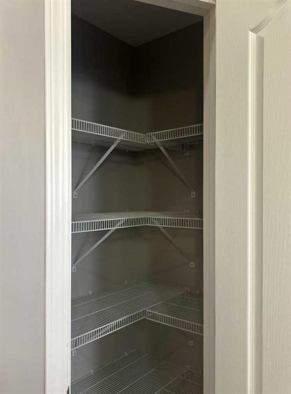 307-4403 67A Avenue, Olds, AB - Indoor With Storage