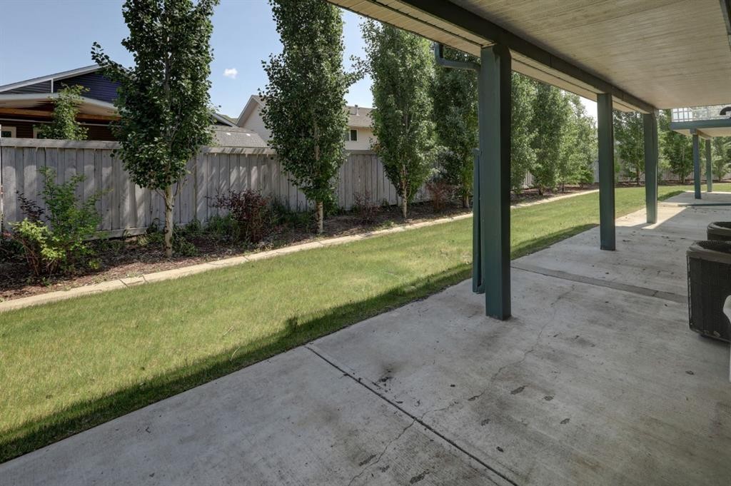 12 Garden Way, Drumheller, AB - Outdoor