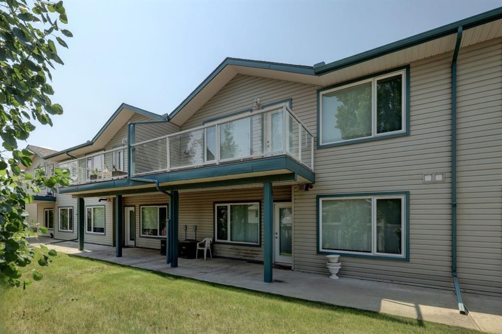 12 Garden Way, Drumheller, AB - Outdoor With Deck Patio Veranda With Exterior