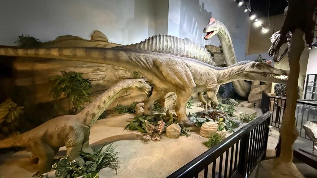 1381 Dinosaur Trail North, Drumheller, AB