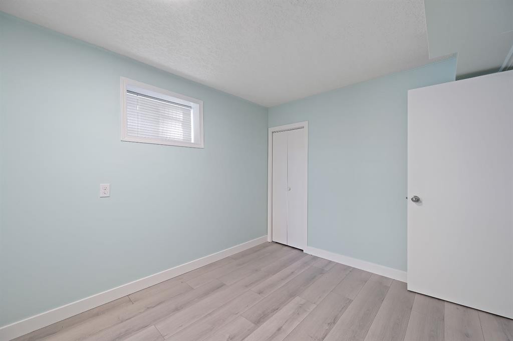 132 17 Avenue Nw, Calgary, AB