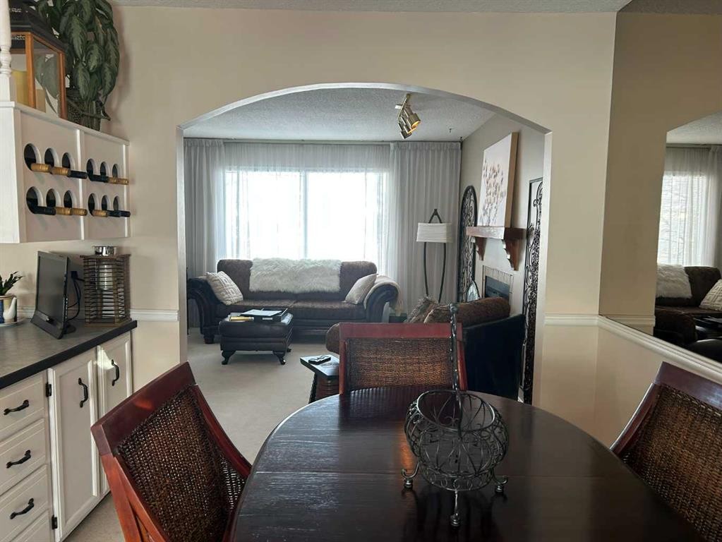 4529 Shannon Drive, Olds, AB - Indoor