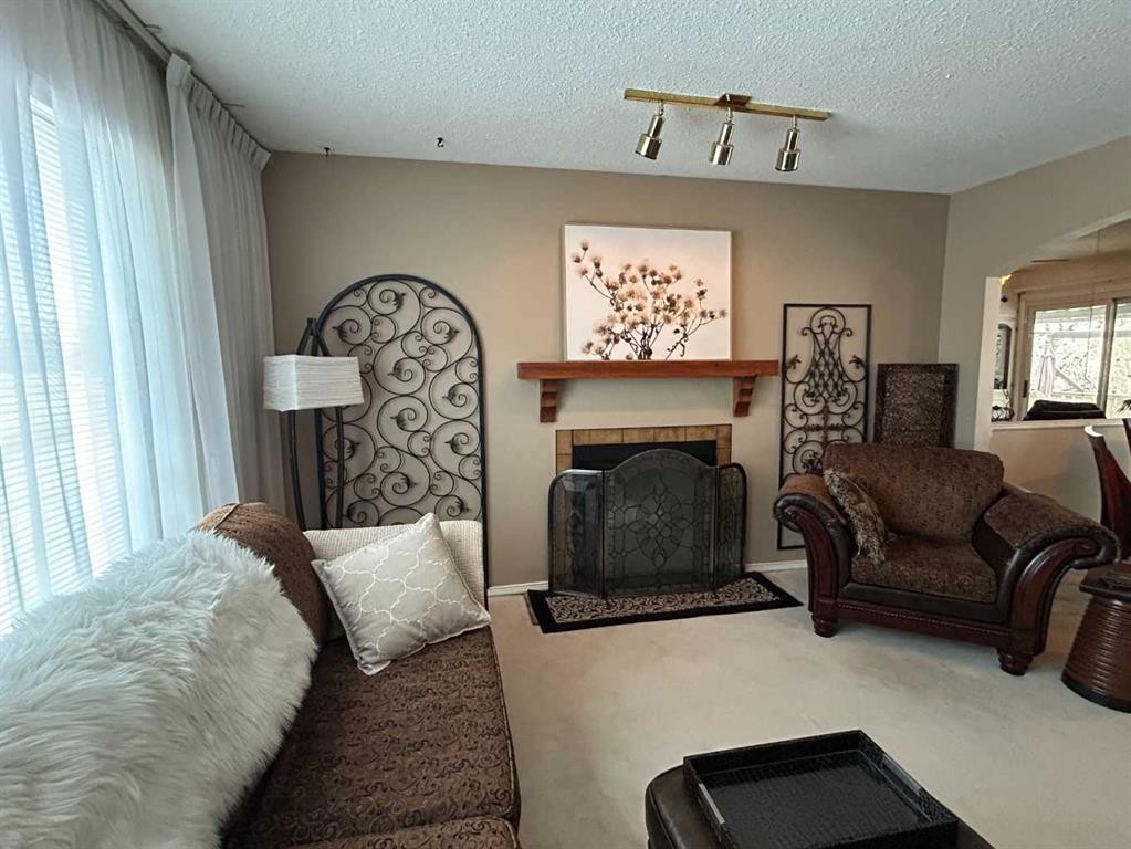 4529 Shannon Drive, Olds, AB - Indoor