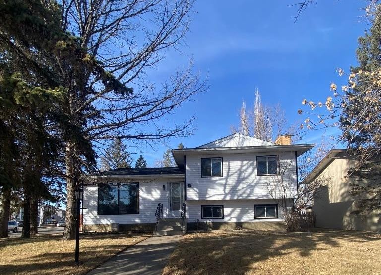 85 Ingram Park Drive, Brooks, AB - Outdoor