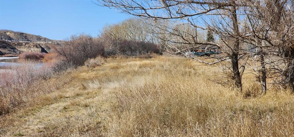 5235 Highway 10, Drumheller, AB