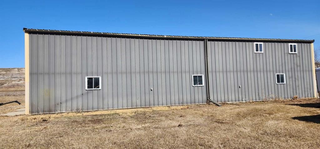 5235 Highway 10, Drumheller, AB