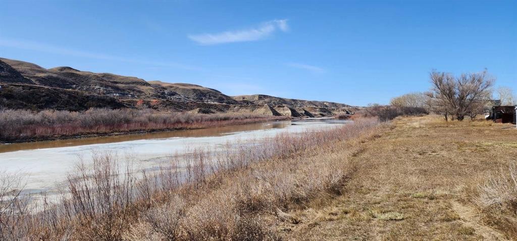 5235 Highway 10, Drumheller, AB