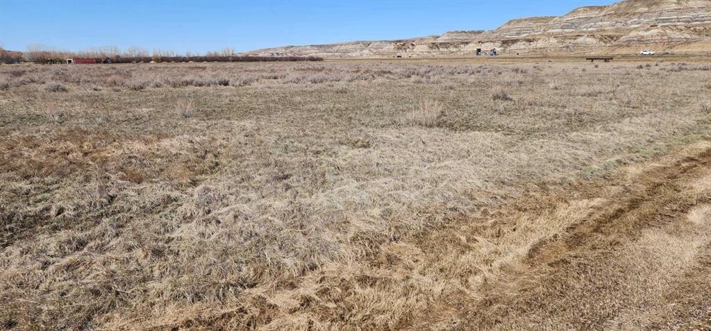 5235 Highway 10, Drumheller, AB