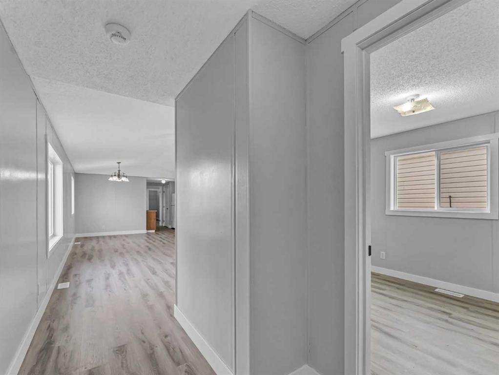 57 Maple Drive West, Brooks, AB