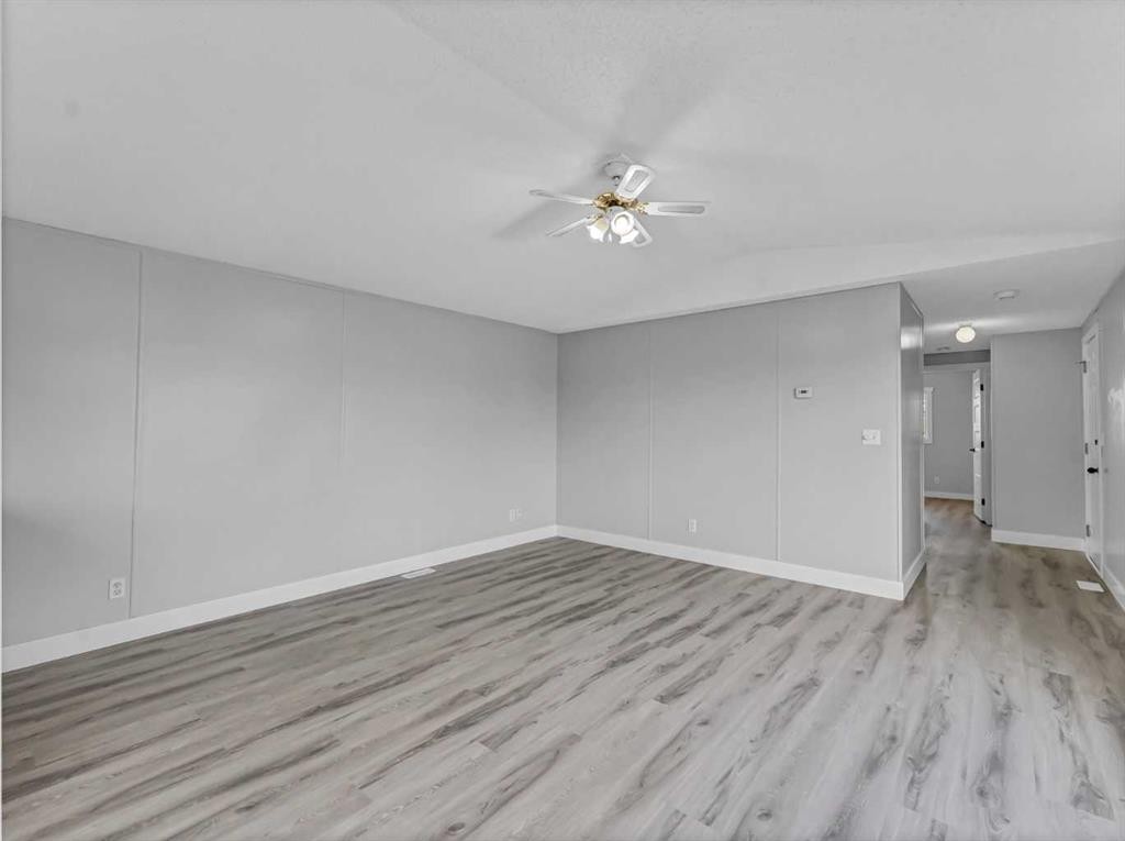 57 Maple Drive West, Brooks, AB