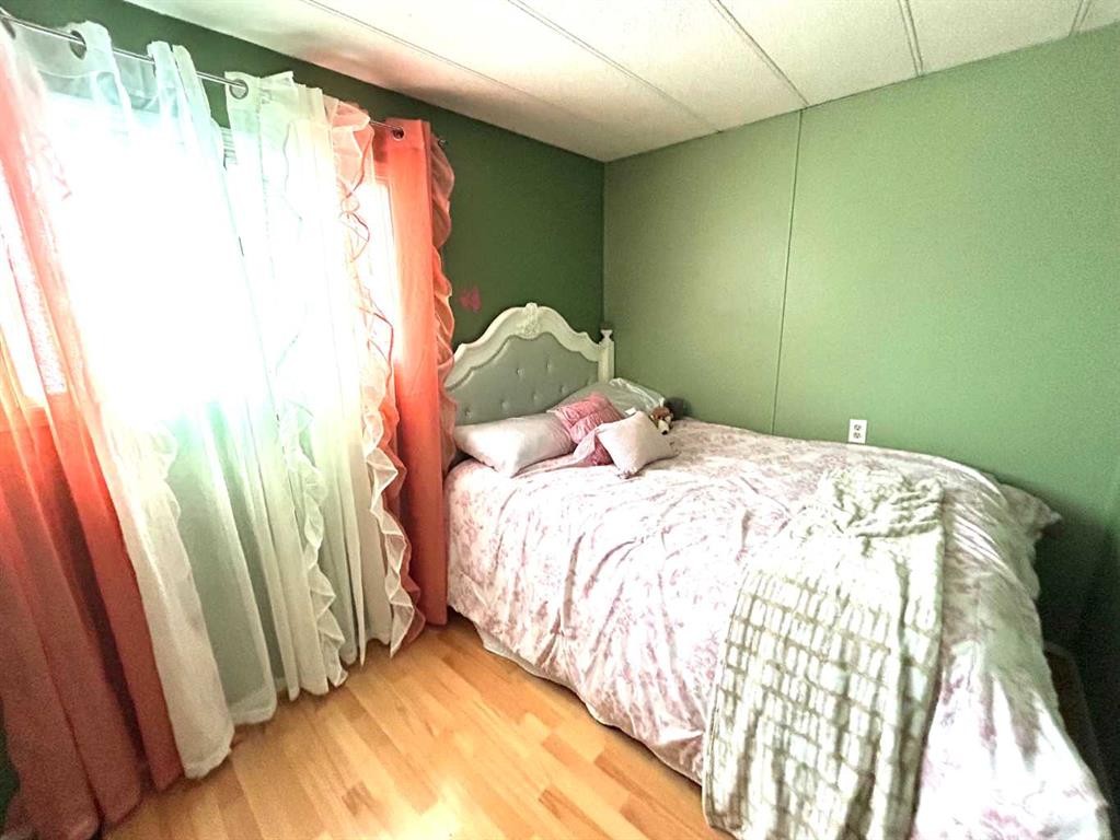 117 Maple Drive West, Brooks, AB