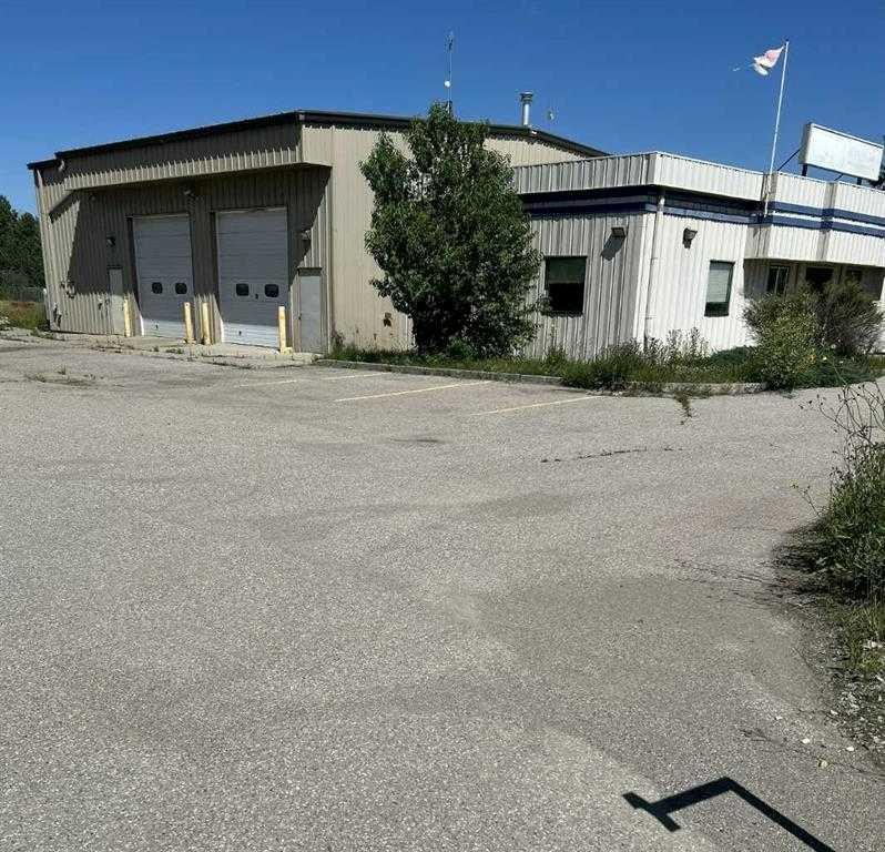 4516 Highway 27, Rural Mountain View County, AB