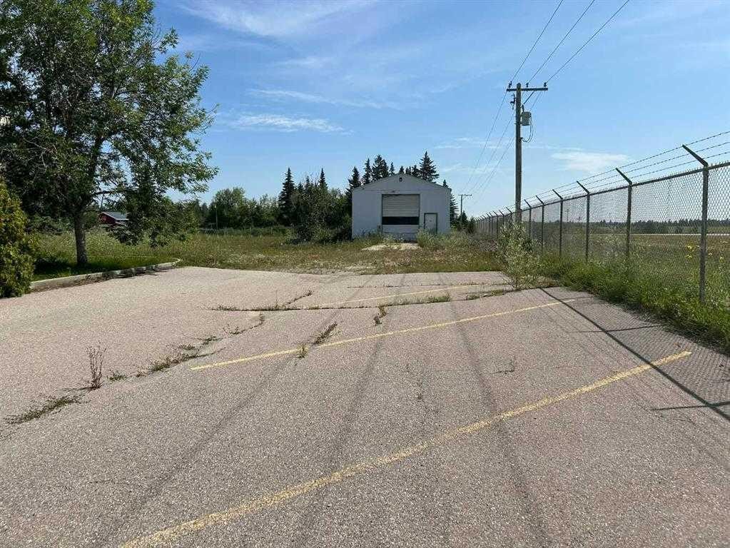 4516 Highway 27, Rural Mountain View County, AB