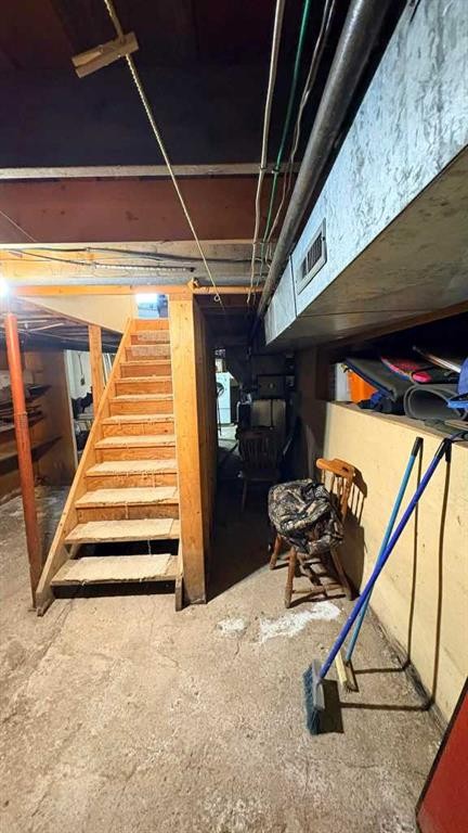 4817 Windsor Avenue, Coronation, AB - Indoor Photo Showing Other Room